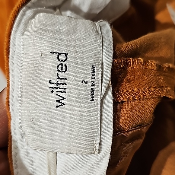 ARITZIA Wilfred Francesca Velvet Pants Fit Flare Hemmed/Altered Sz 2 Inseam 27.5 - Picture 7 of 10